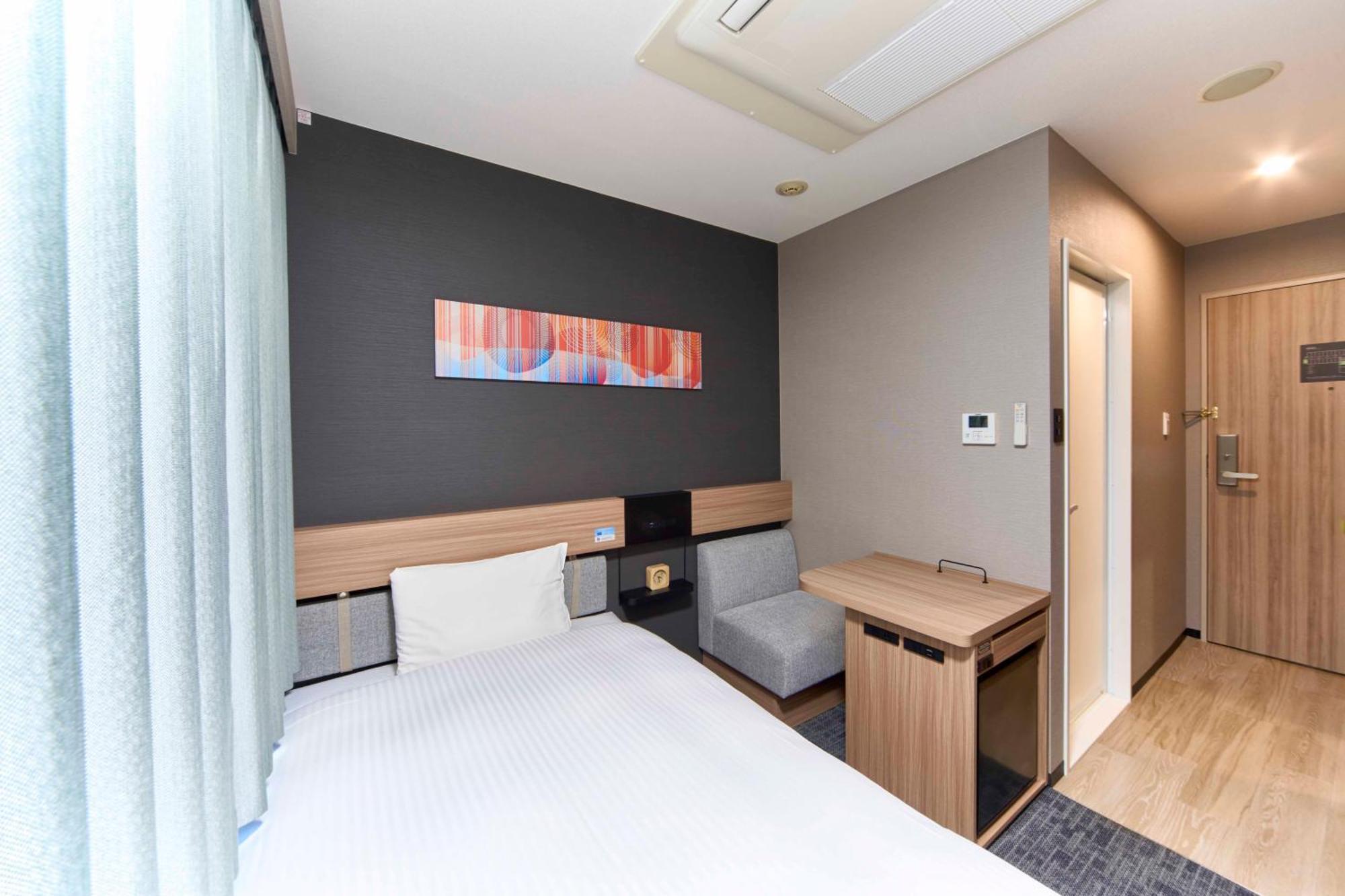 Washington R&B Hotel Umeda East Осака Екстериор снимка