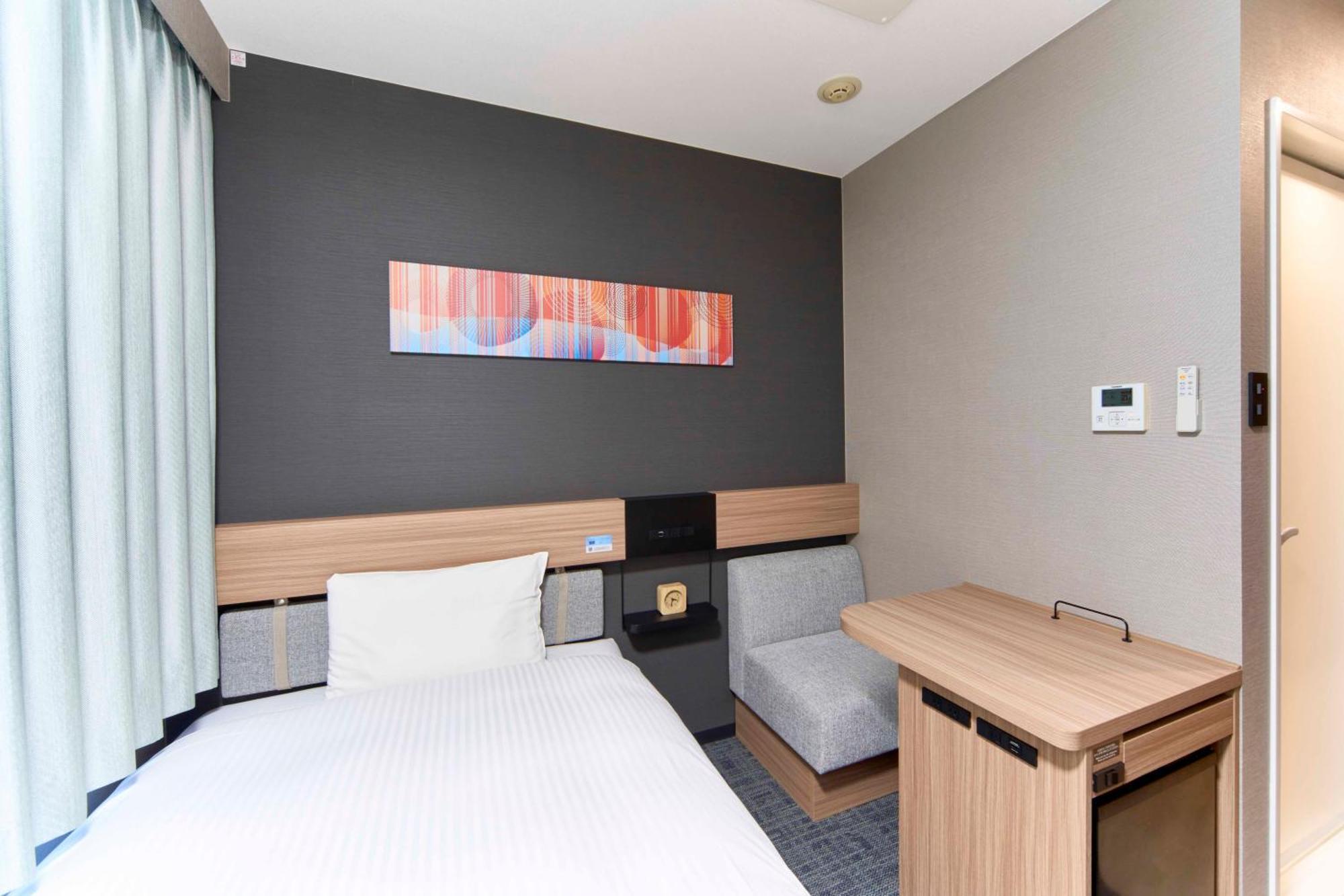Washington R&B Hotel Umeda East Осака Екстериор снимка