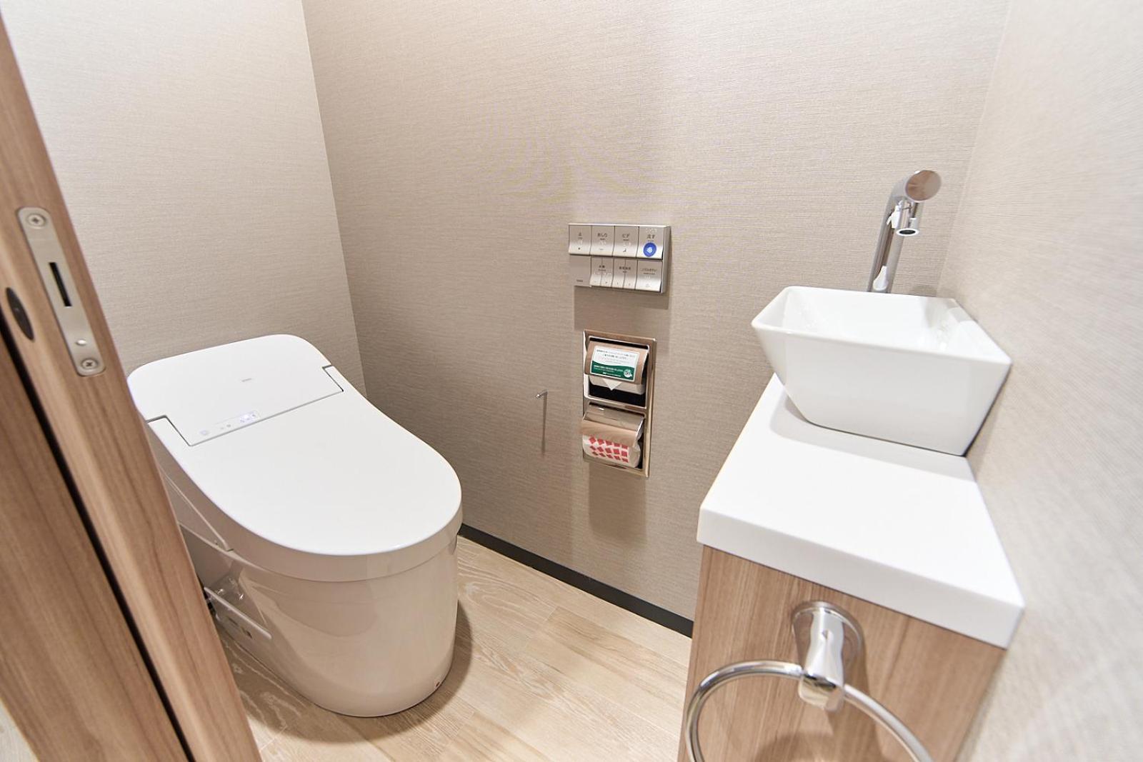 Washington R&B Hotel Umeda East Осака Екстериор снимка